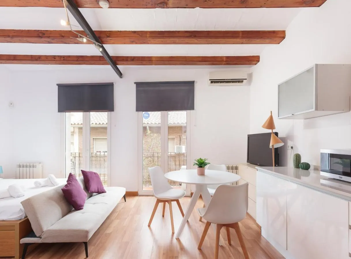 Spacious Doubleroom Apartment At Sants Spain