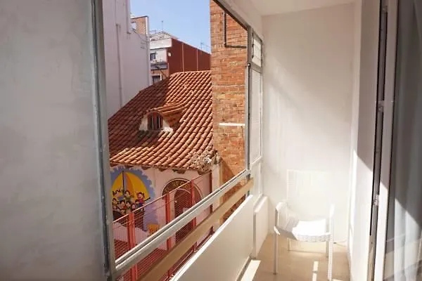 Spacious Doubleroom Apartment At Sants